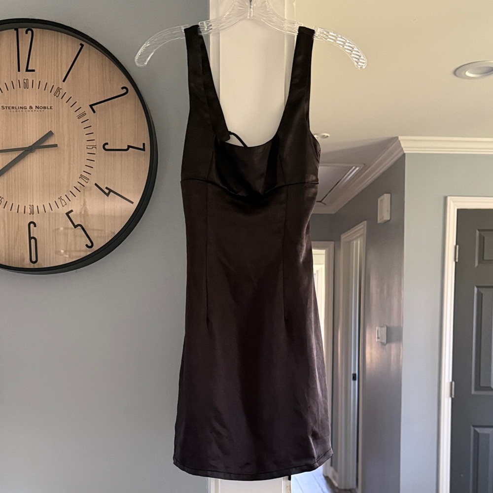 Elegant Black Sleeveless Dress
